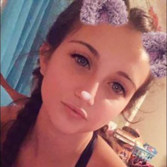 Meet your Posher, Maddie - Picture 1 of 1